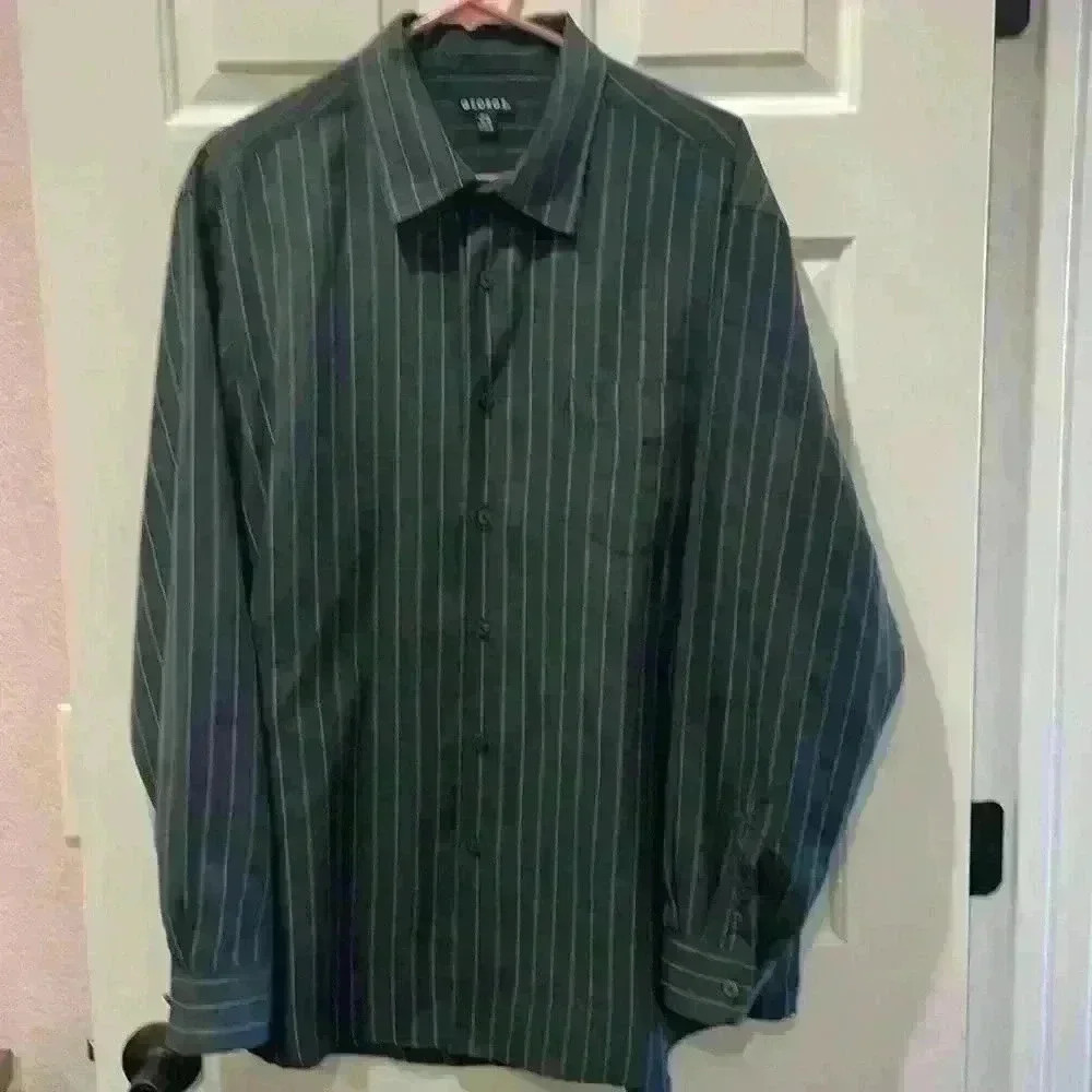 George Mens LS XL 46-48.. charcoal grey plaid stripe Pit2Pit 26”see more info